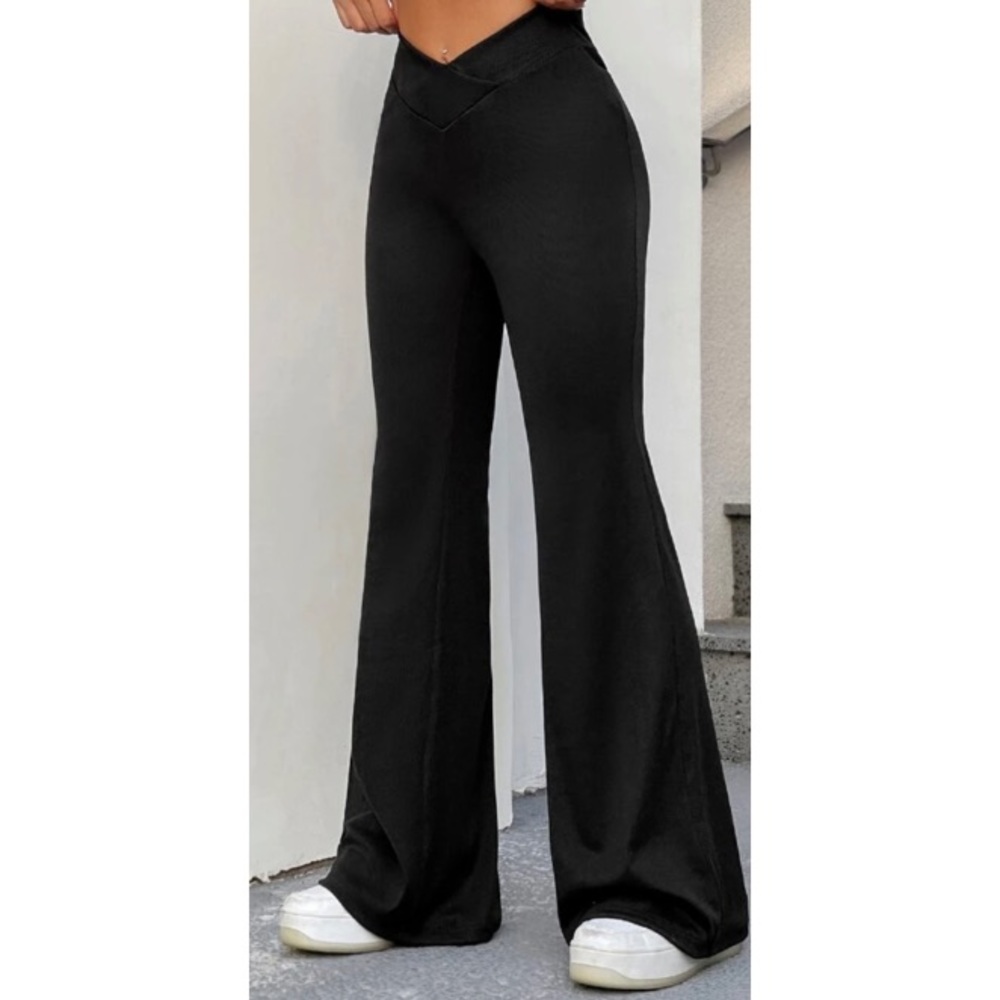 NWT SHEIN V WAIST FLARE LEG PANTS! - Picture 5 of 5